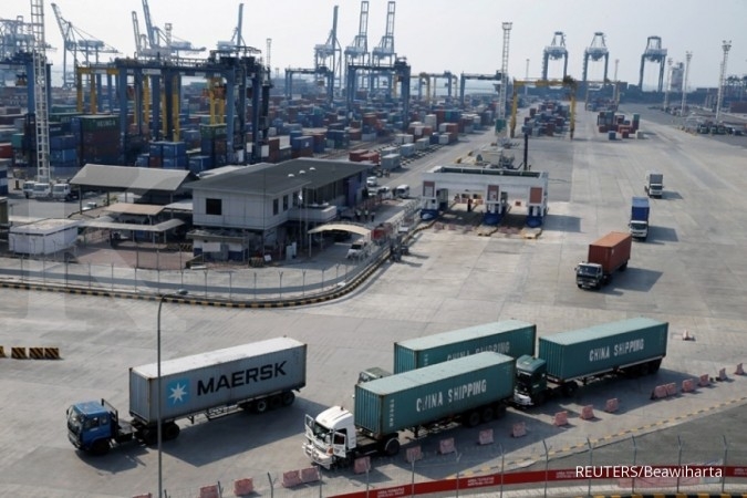 FILE PHOTO: An aerial view of PT Jakarta International Container Terminal (JICT) at Tanjung Priok port in Jakarta, Indonesia, August 4, 2017. REUTERS/Beawiharta/File Photo GLOBAL BUSINESS WEEK AHEAD SEARCH GLOBAL BUSINESS 16 OCT FOR ALL IMAGES