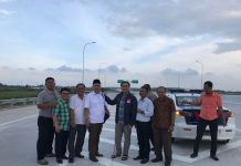Anggota Komisi I DPR RI Effendi MS Simbolon menyempatkan diri melintasi ruas jalan tol Medan - Binjai dan juga ruas jalan tol Kualanamu - Sei Rampah yang diresmikan Preside Joko Widodo bulan Oktober lalu.