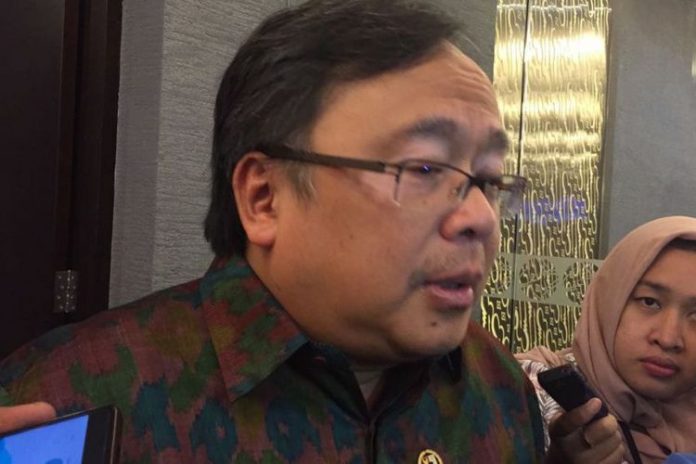 Menteri Perencanaan Pembangunan Nasional (PPN) atau Badan Perencanaan Nasional (Bapennas), Bambang Brodjonegoro. Kamis (14/12/2017) di Gedung Bursa Efek Indonesia(KOMPAS.com/NURANDINI ALYA SAM)