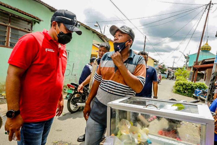  Penjual  Rujak Es Tebu  Mendadak Laris Saat Aulia Sapa 